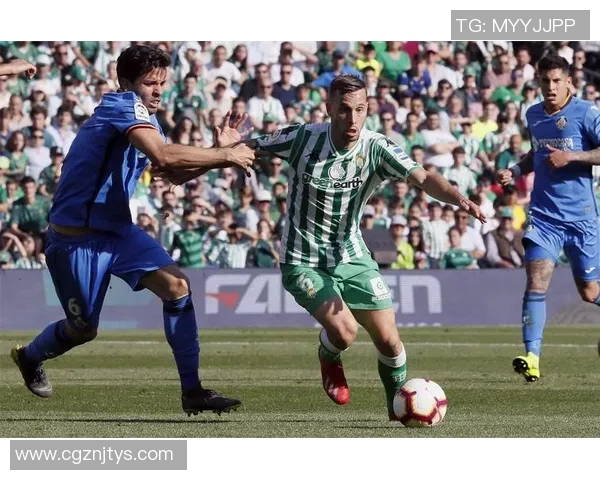 全球足球顶级球星前十名排名揭秘：后五名球员的巅峰表现与传奇轨迹分析